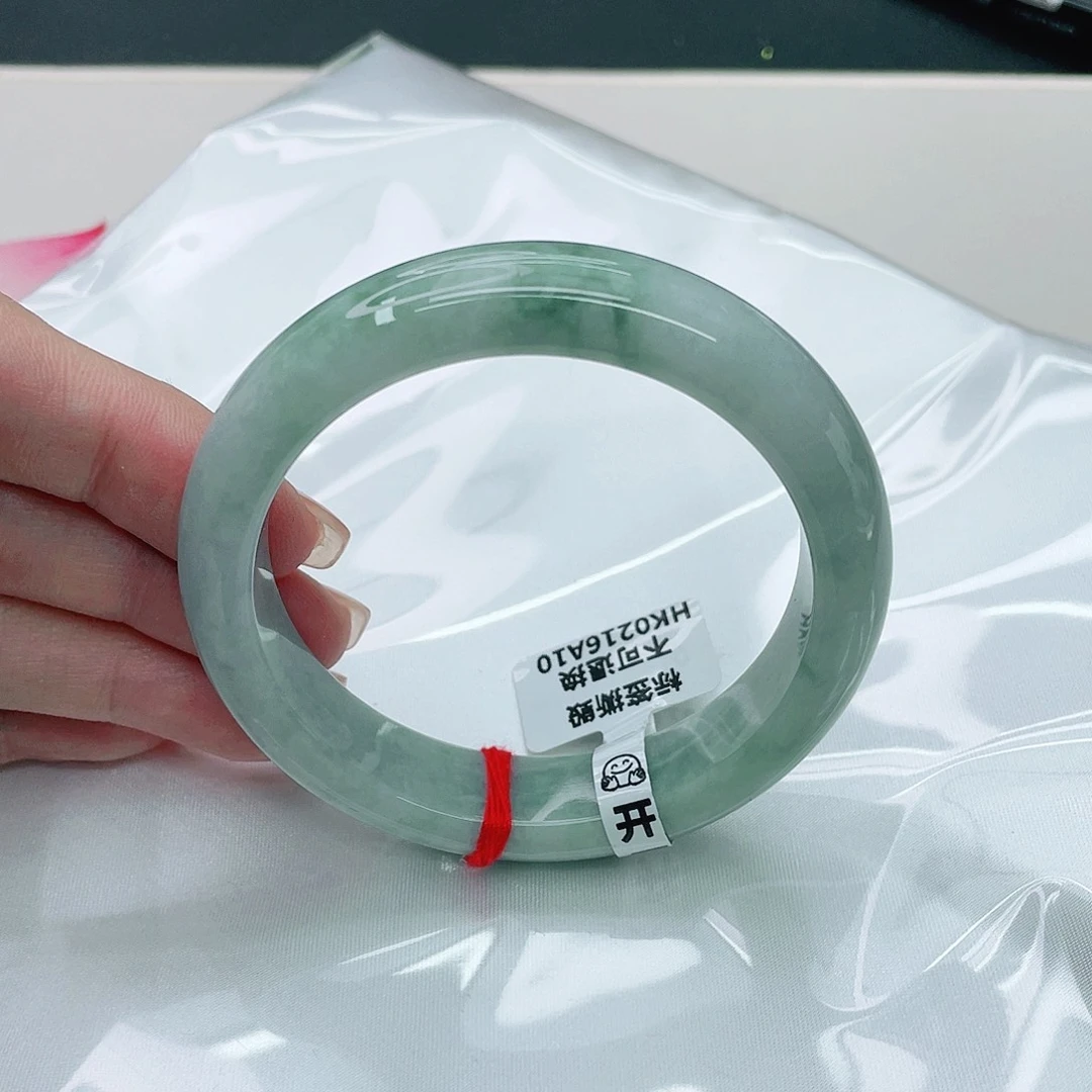 翡翠手镯未镶嵌正55.5