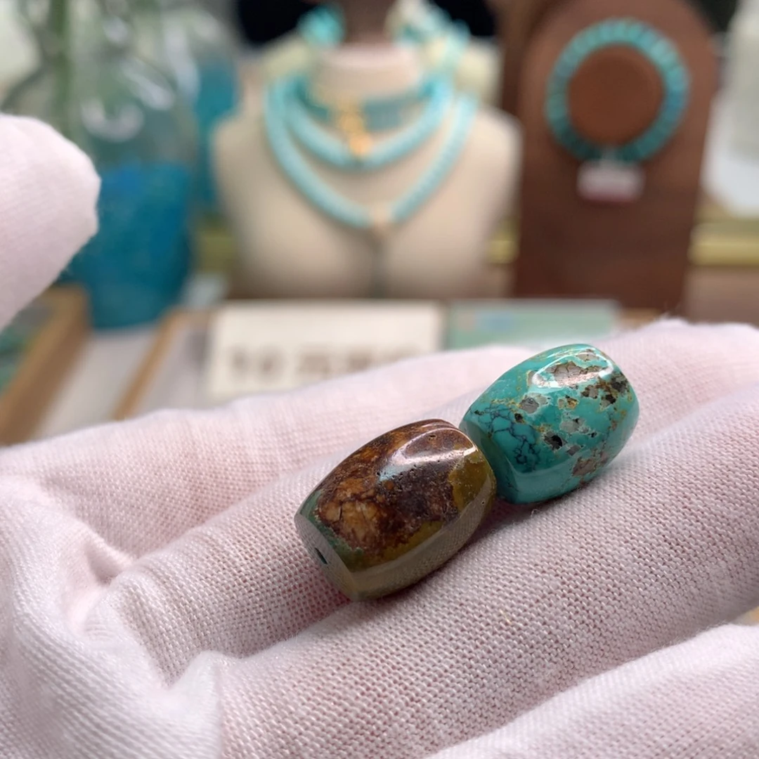 绿松石未镶嵌饰品