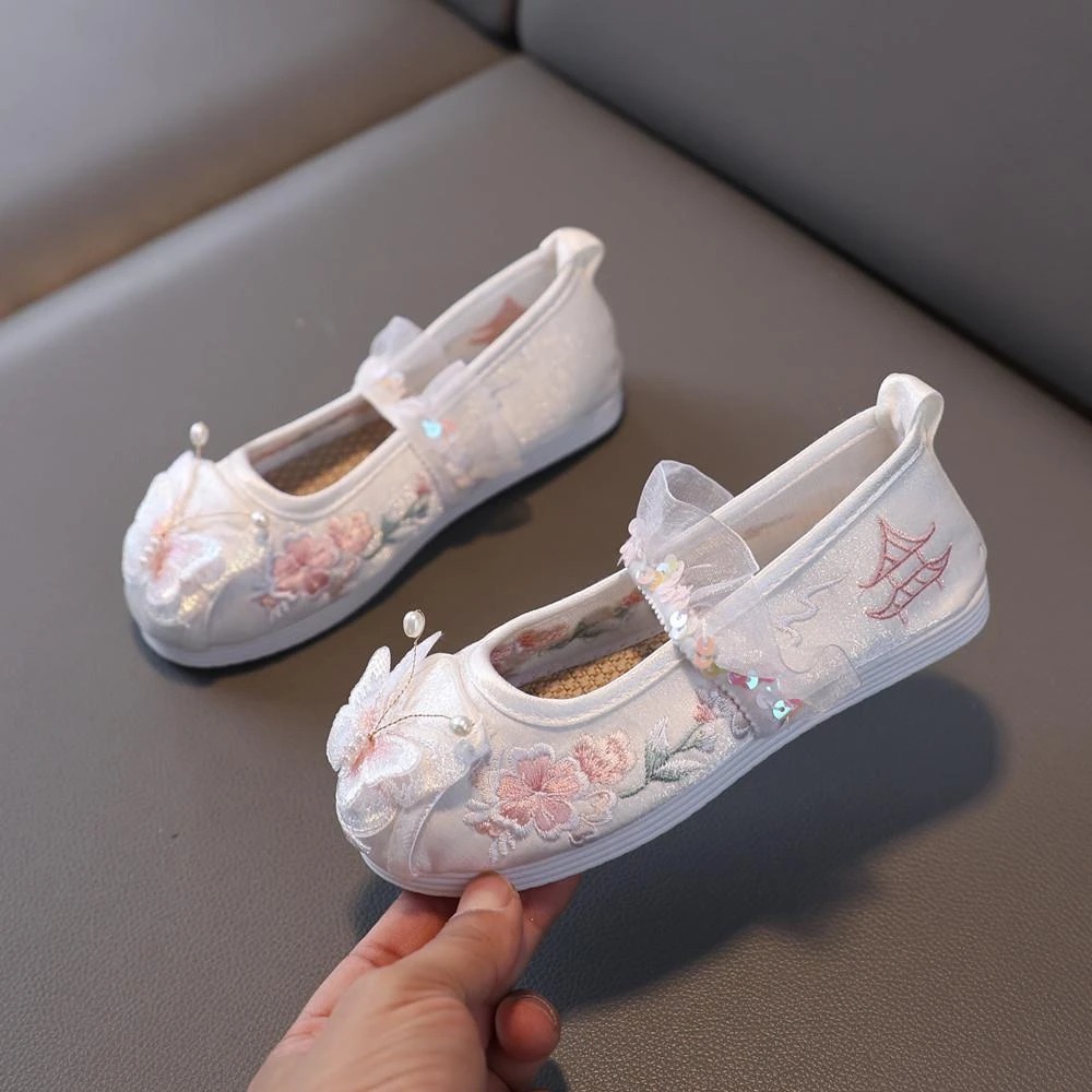 汉服鞋子女童春夏古风古装老北京布鞋宝宝手工儿童配马面裙绣花鞋