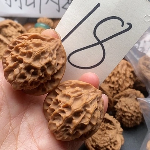 桃核吊坠40全品龙鳞纹