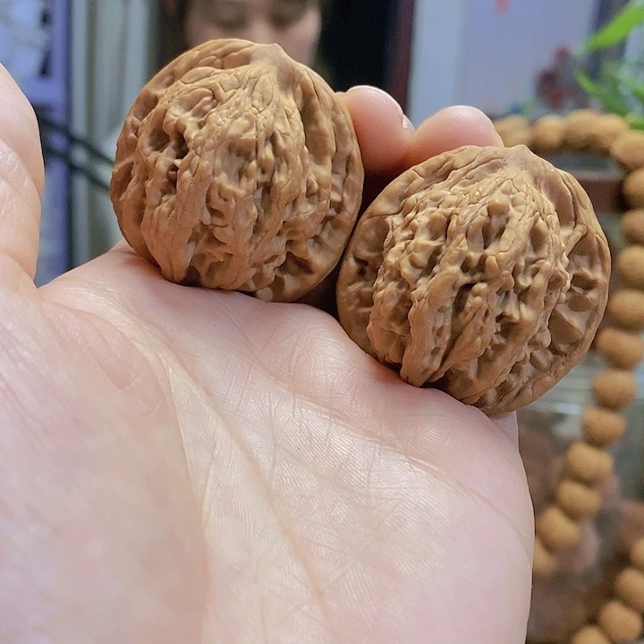 【闪购商品】文玩核桃把件40虎头