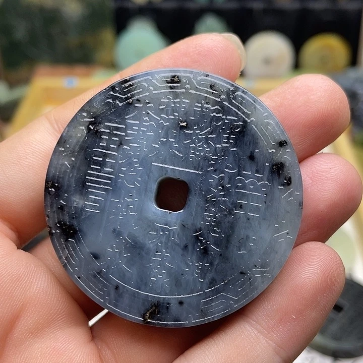 蛇纹石玉挂件未镶嵌明*