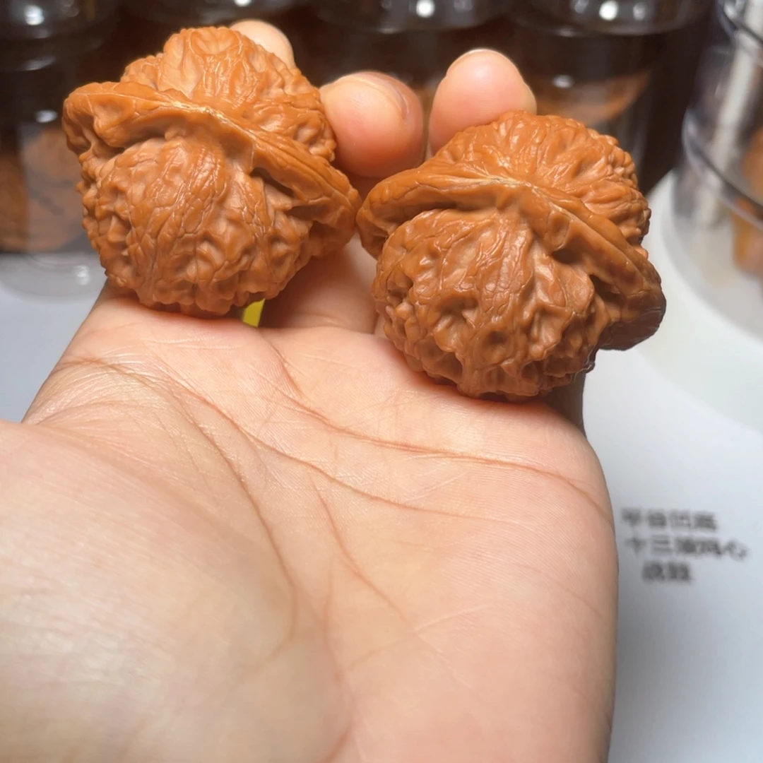 文玩核桃吊坠宫灯