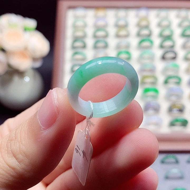 翡翠未镶嵌戒指16号