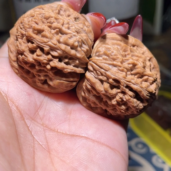 桃核把件               40