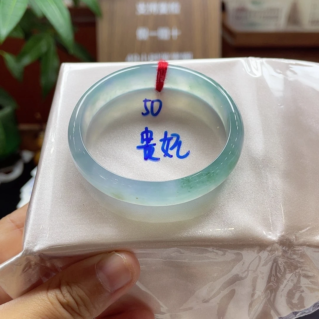 翡翠手镯未镶嵌70 号链接