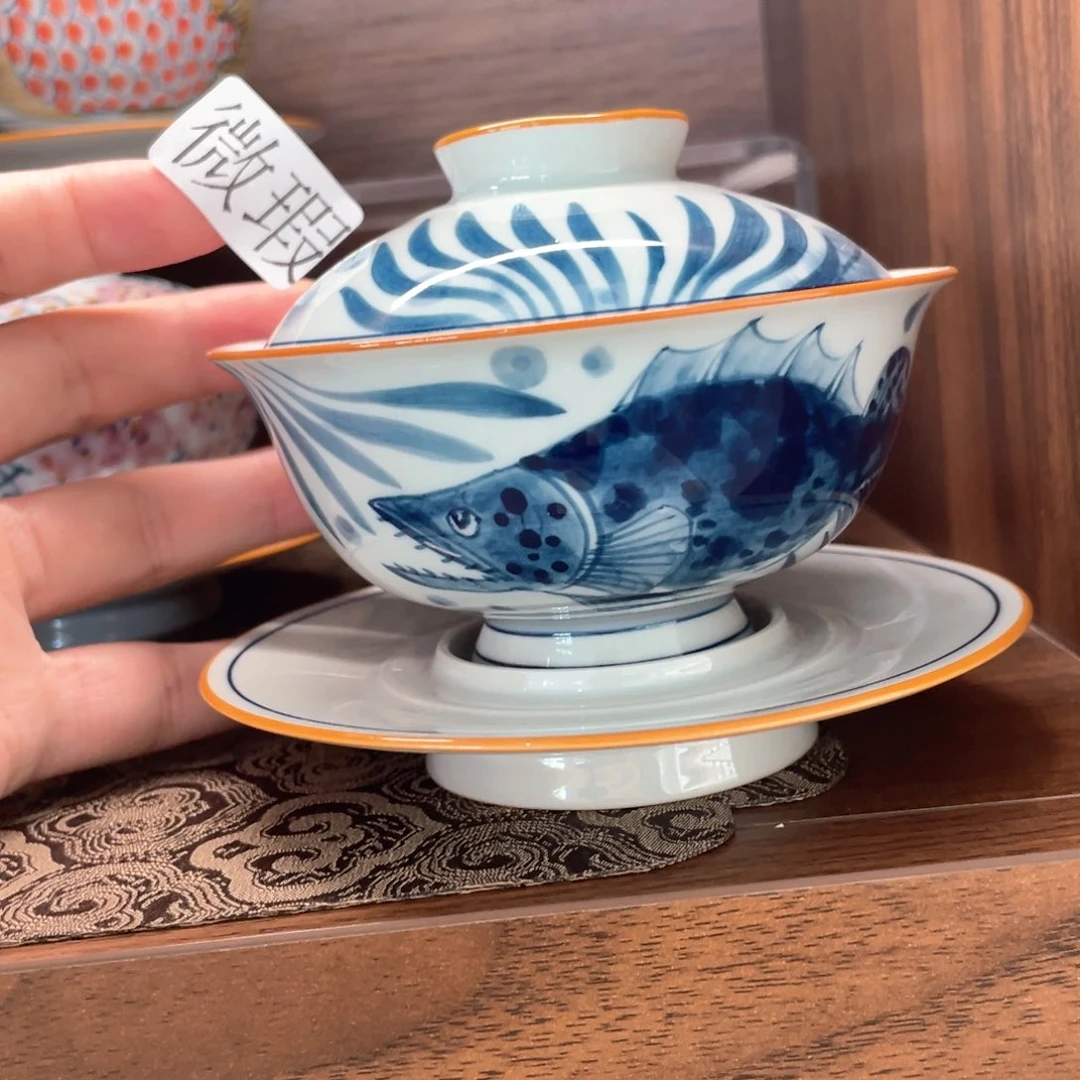 釉下手绘茶具微瑕