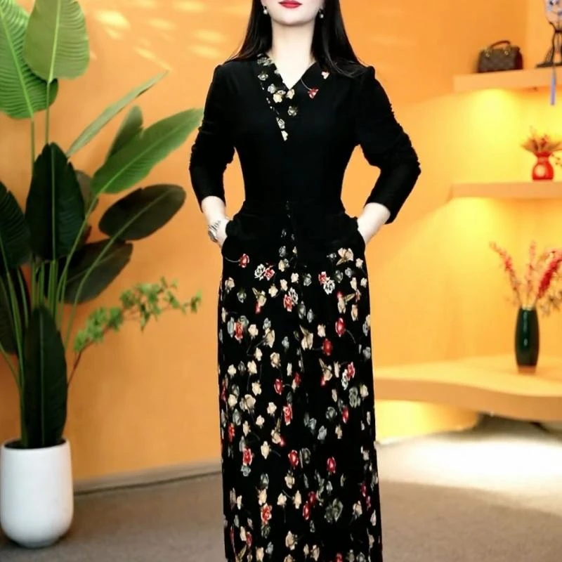 有口袋春秋季V领显瘦假两件连衣裙时尚显瘦长袖遮肚女装连衣裙