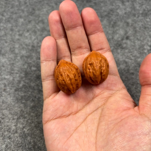 小手捻核桃 文玩核桃 福利款小手捻 尺寸2.3cm