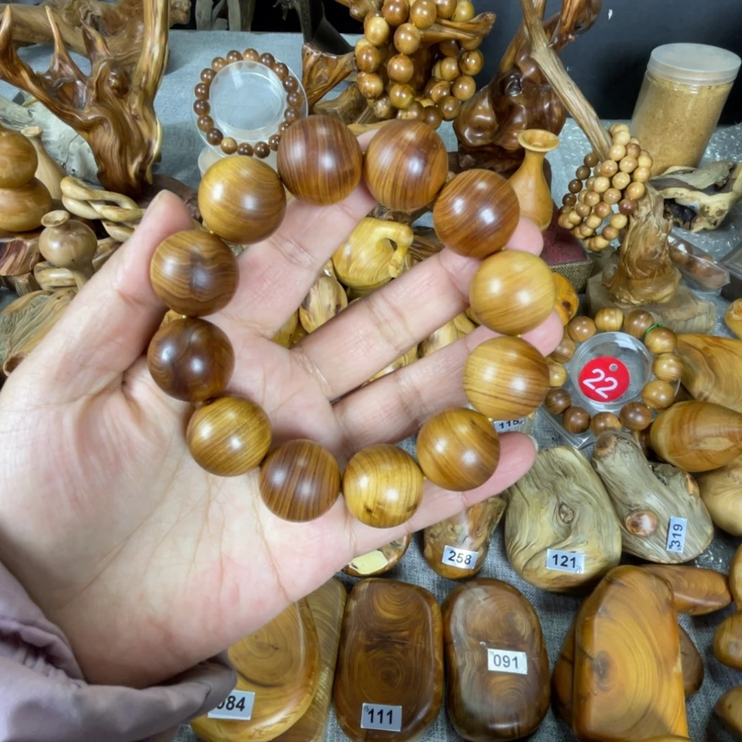 昕***渡柏木太行崖柏20高抛手串