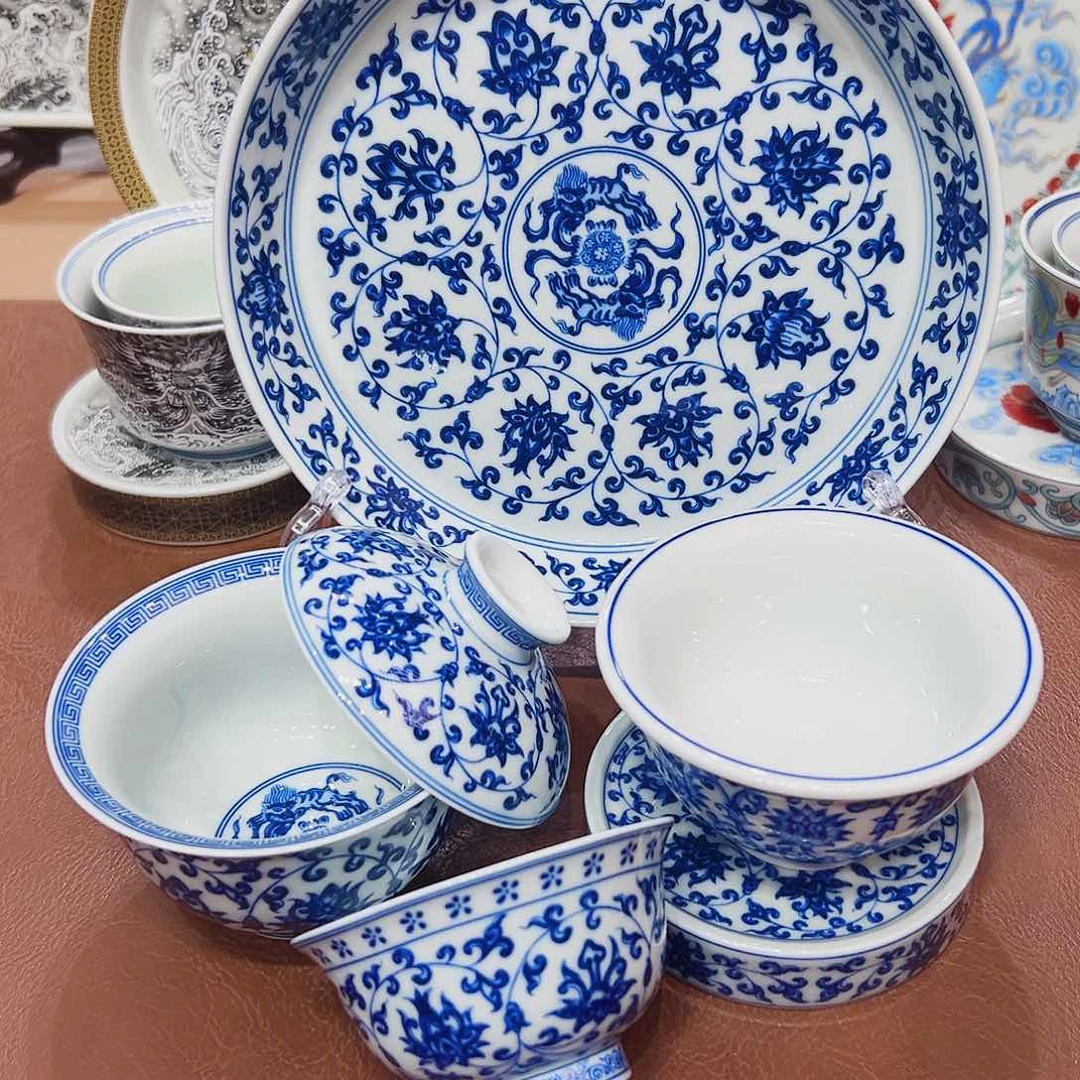 摆件武****）景德镇陶瓷艺术