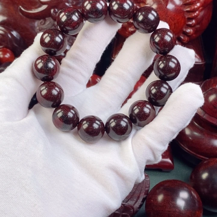 摩***座其他檀香紫檀（小叶紫檀）