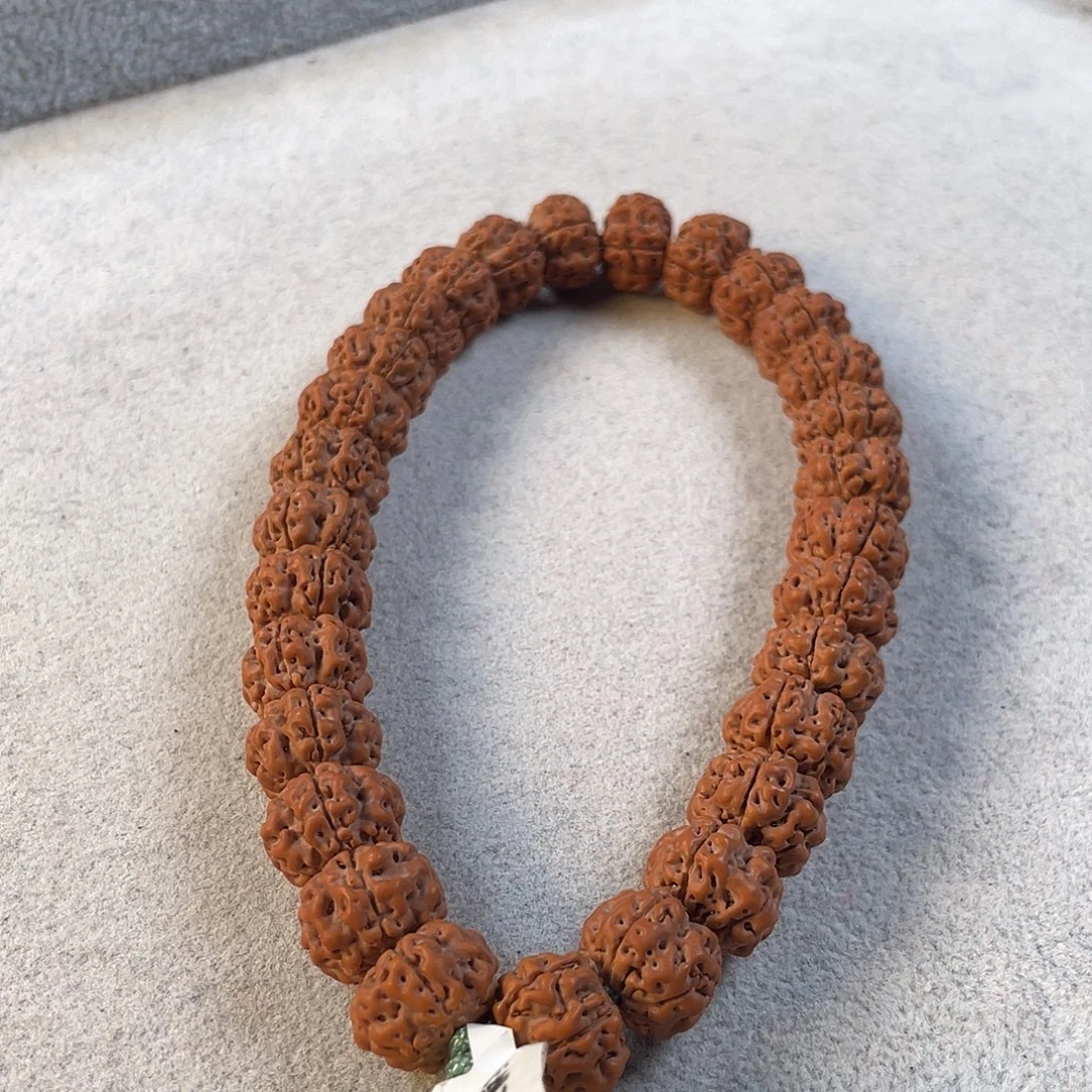 一***修金刚菩提吊坠平头梅花