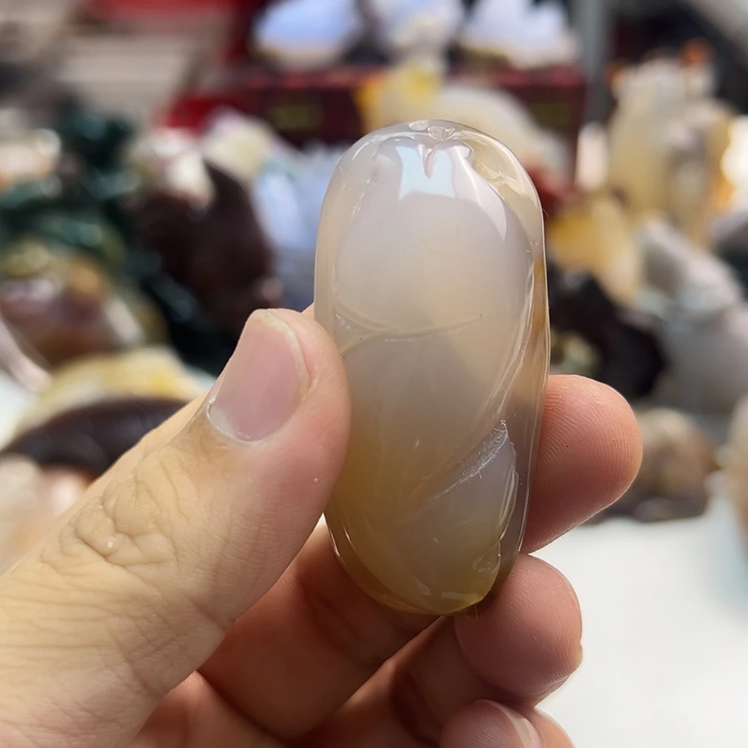 玛瑙/玉髓未镶嵌颈饰