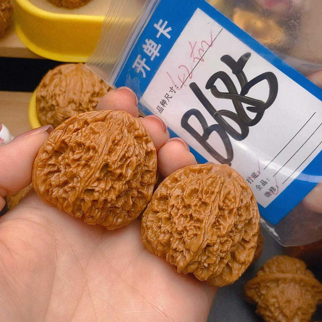 桃核吊坠核桃南疆