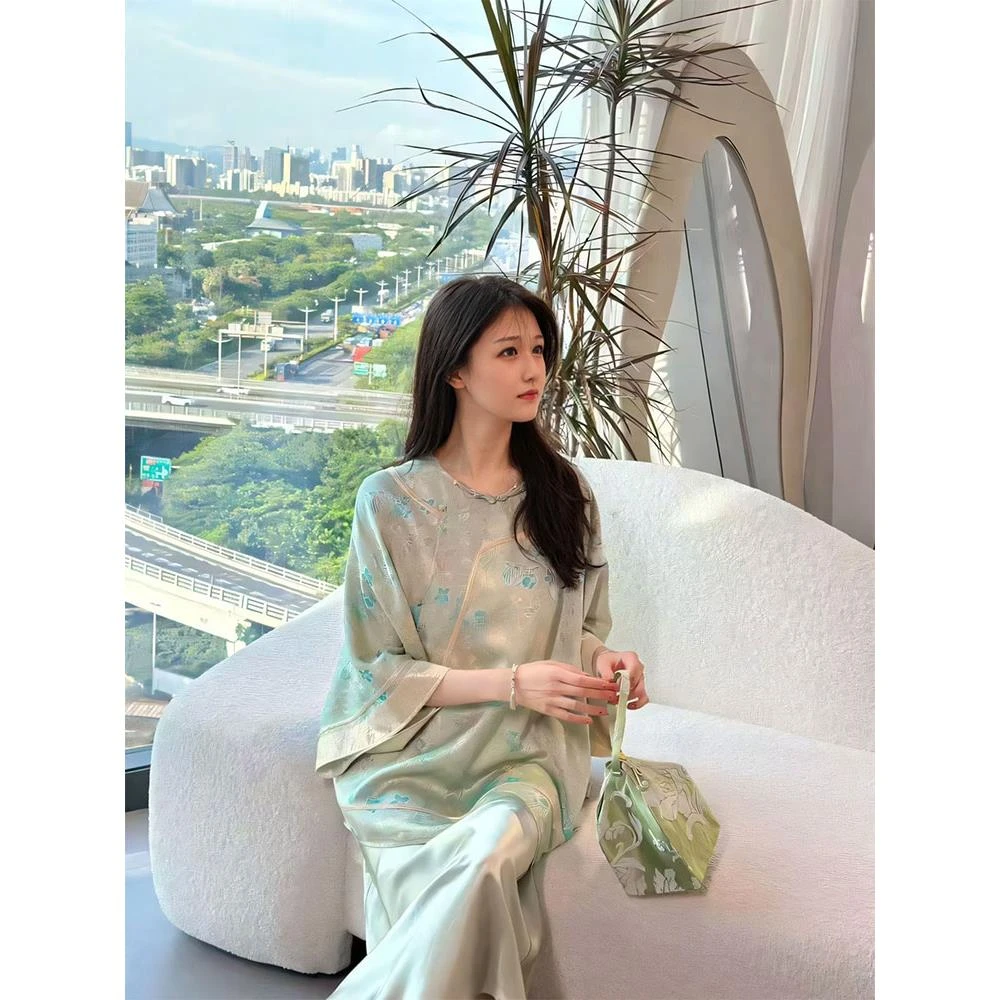 独特新中式国风年轻款盘扣改良唐装2025新款秋季上衣半裙两件套装