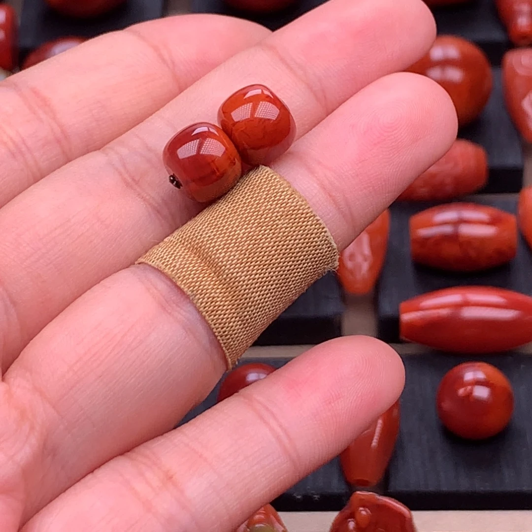 南红玛瑙未镶嵌川料原矿老型对珠9.5mm