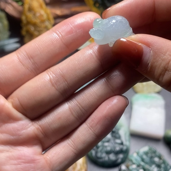 定制翡翠未镶嵌天然翡翠