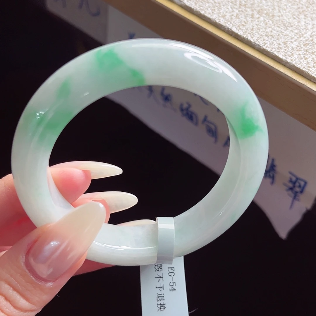 未镶嵌手镯翡翠手镯