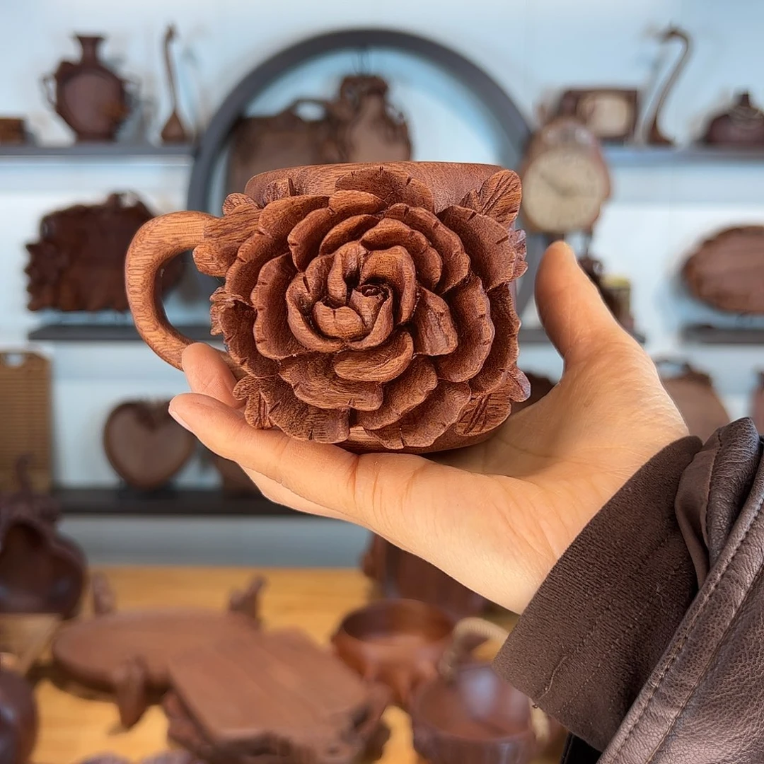 乌木类木雕牡丹花雕刻木杯
