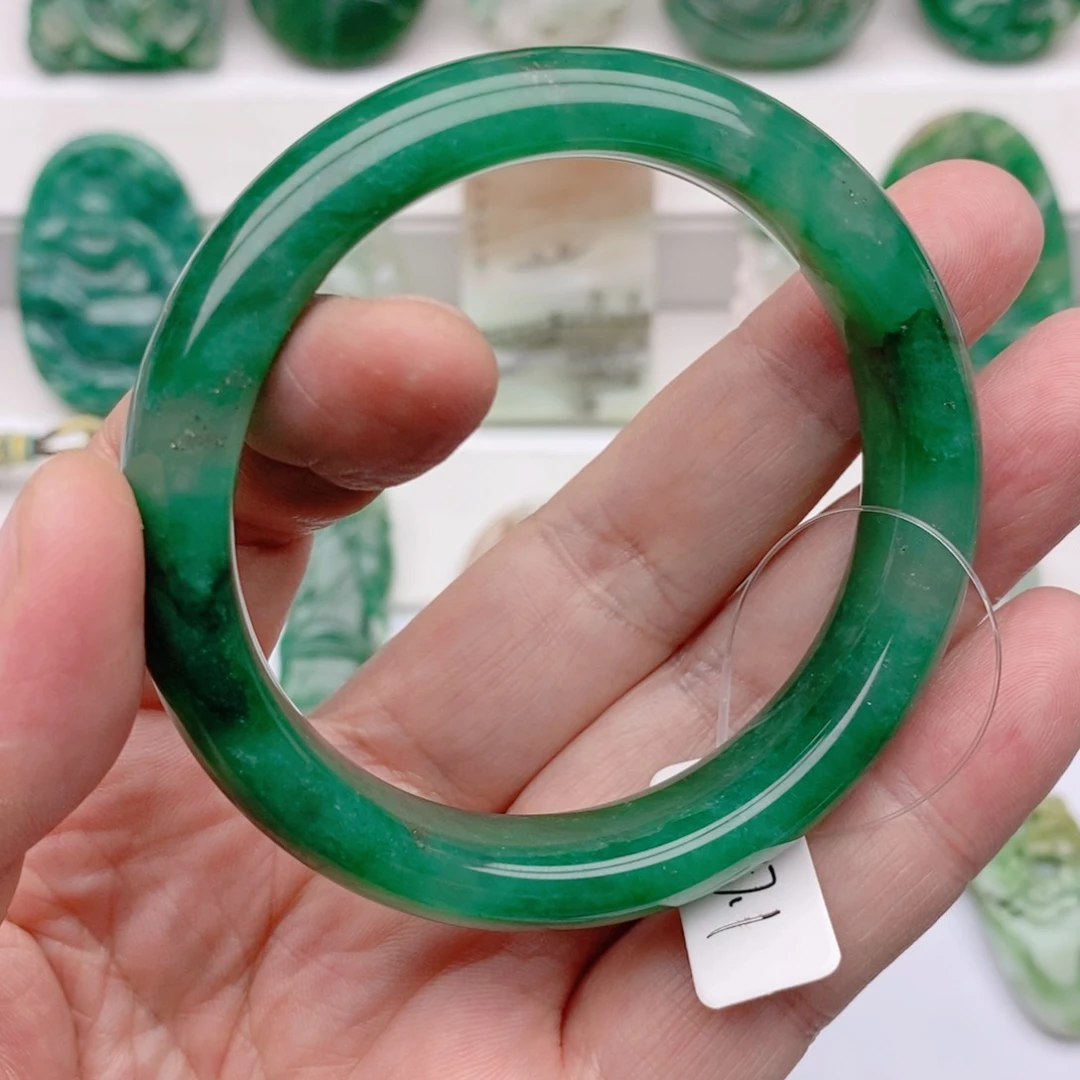 石英质玉手镯未镶嵌自**儿