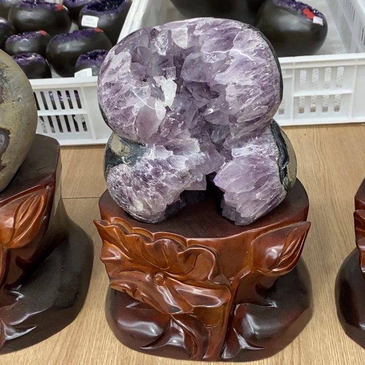 未镶嵌紫晶大型摆件（非配饰）