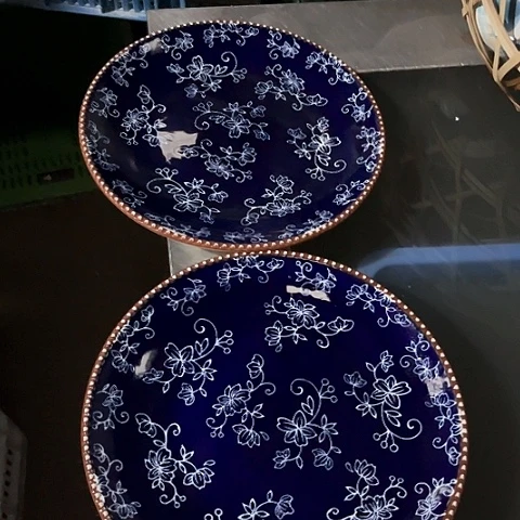 微瑕，不能明火，口径25，高度3，2个蓝色