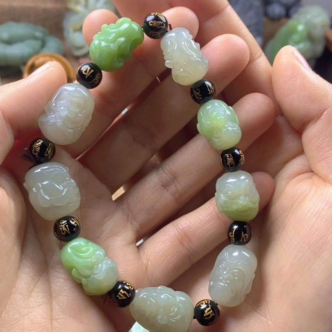 未镶嵌和田玉挂件