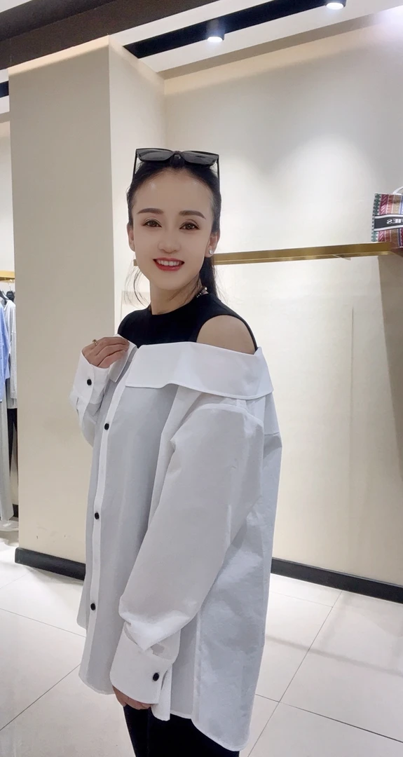 易缔媤撞色拼接衬衫