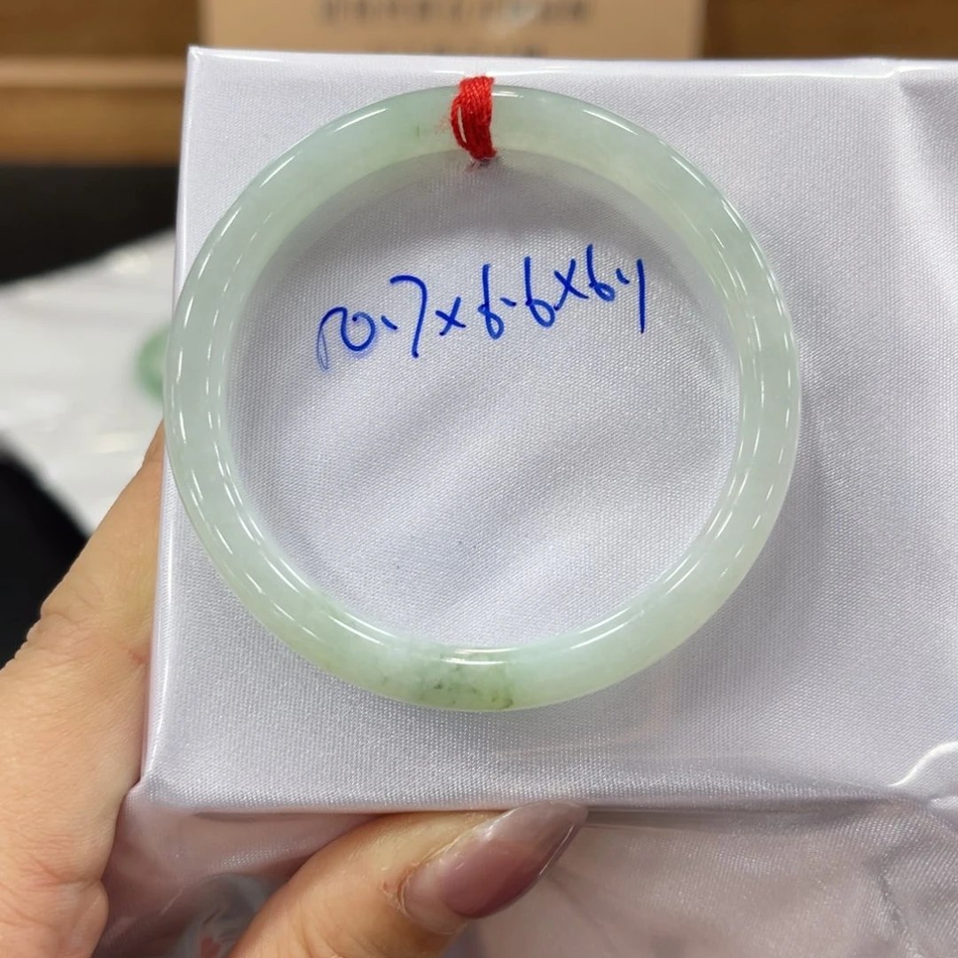 未镶嵌手镯翡翠翡翠