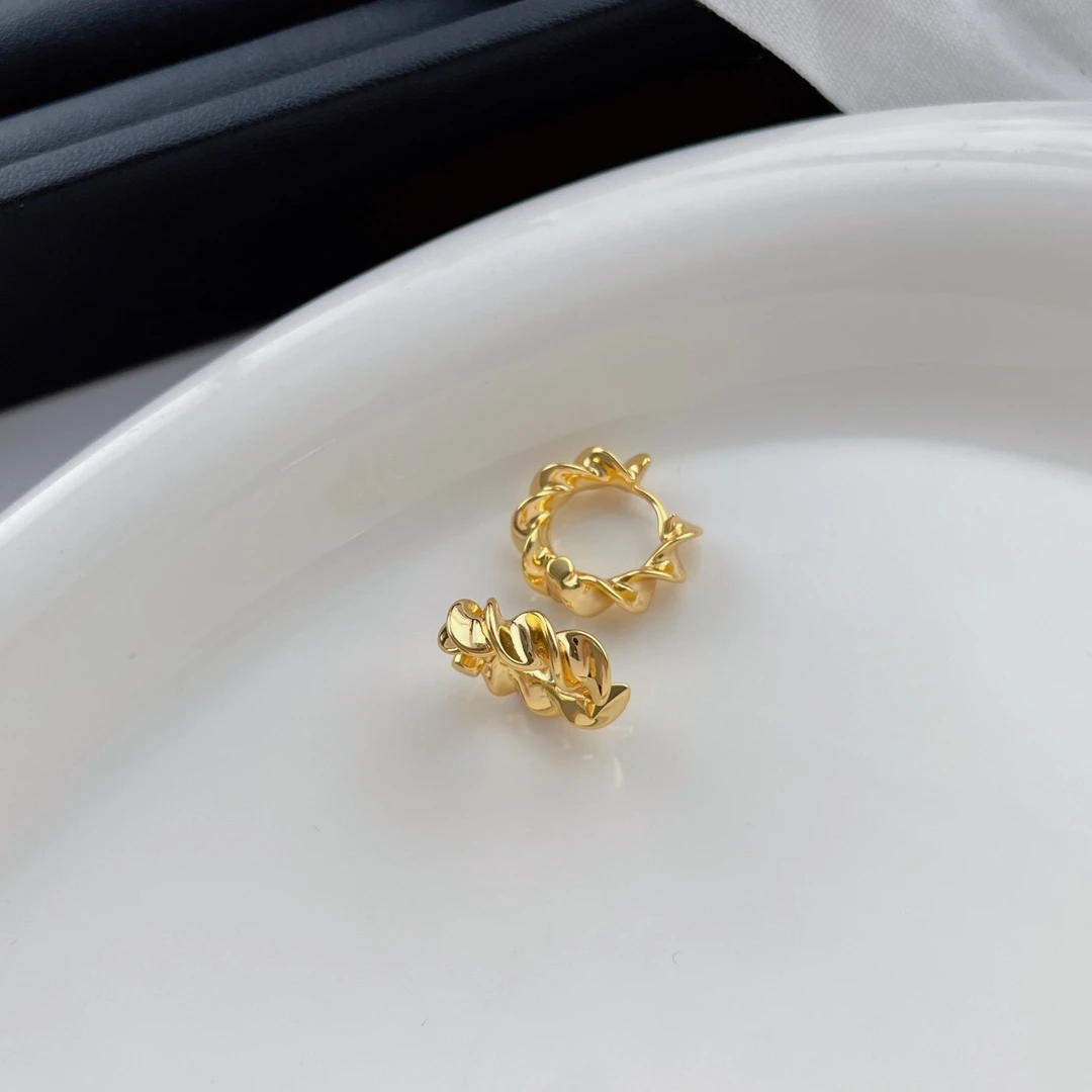 925银耳饰 S925纯银镀金麻花亮面耳扣金色耳饰