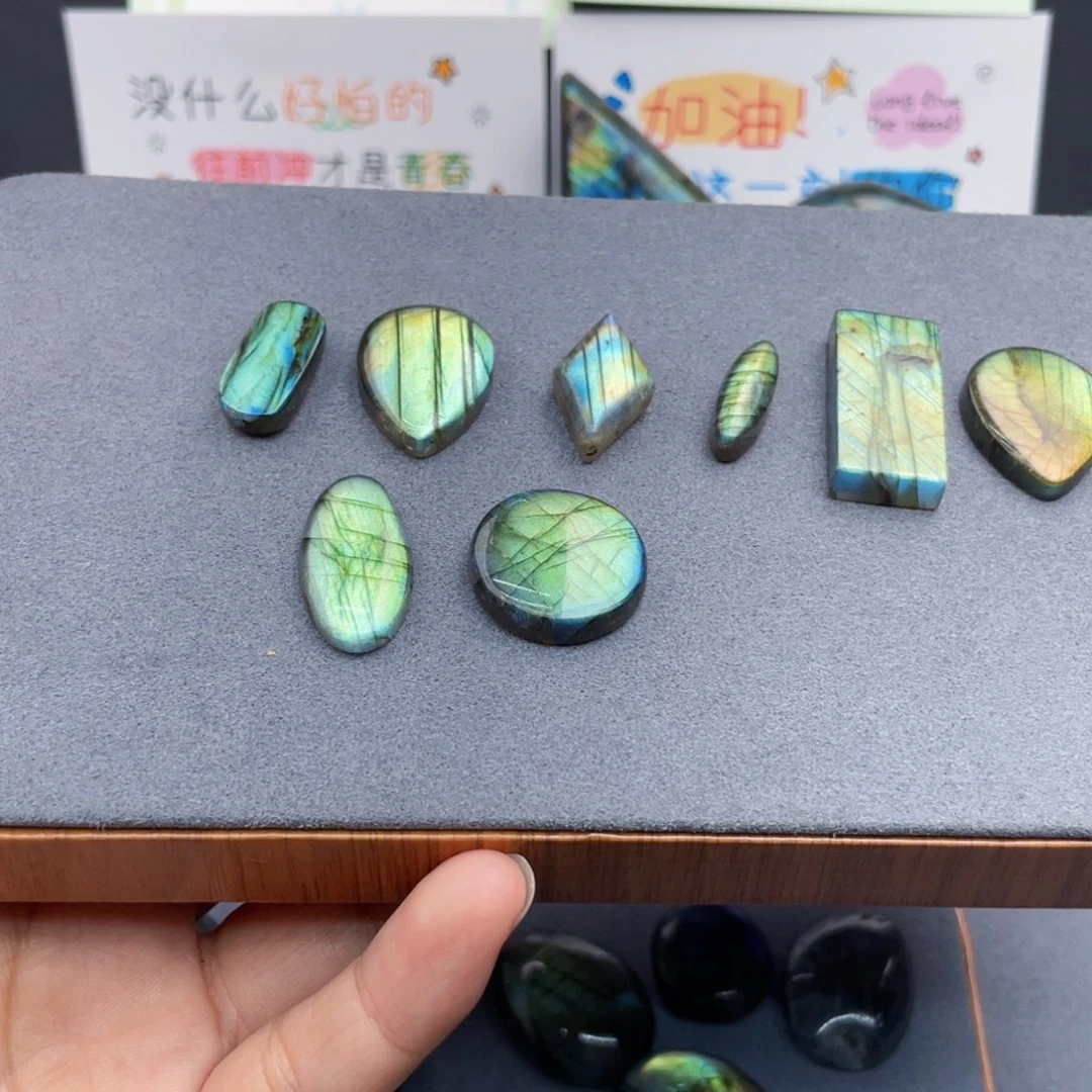 ****力颈饰银S925镶嵌长石