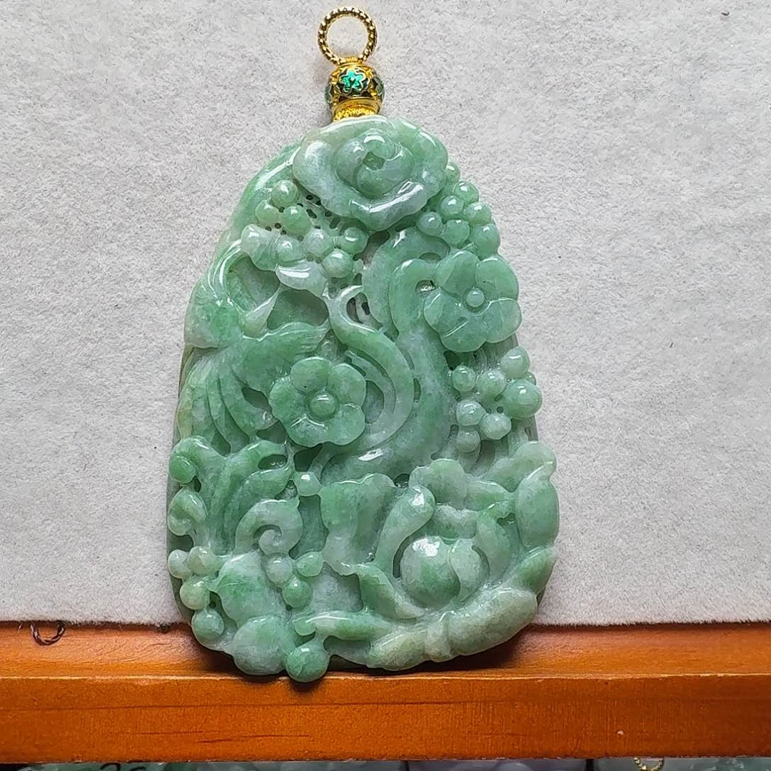 吊坠(赠链)未镶嵌翡翠