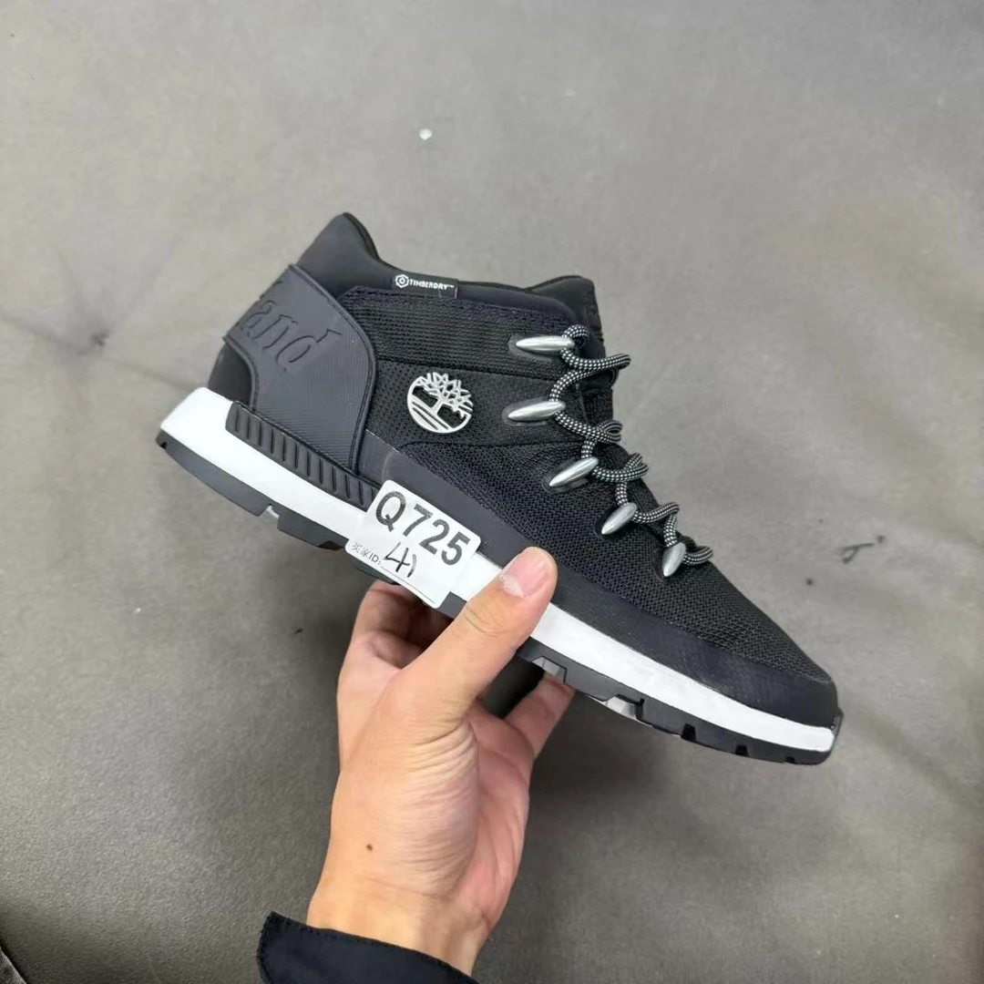 高帮户外徒步鞋轻便耐磨运动鞋 Q725  ( 无原盒 鞋垫原垫）