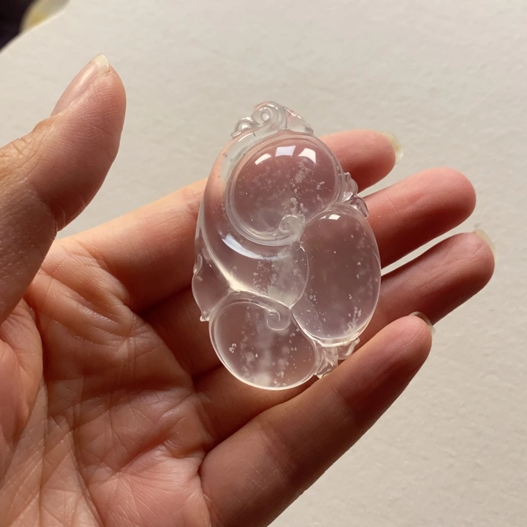石英质玉颈饰未镶嵌梁*咧