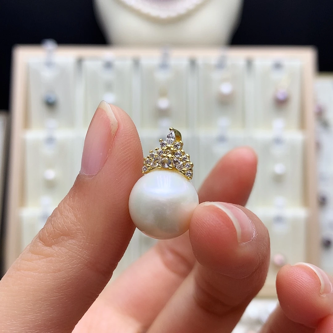 合金颈饰淡水珍珠