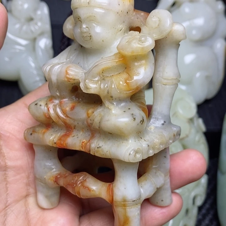 和田玉颈饰未镶嵌