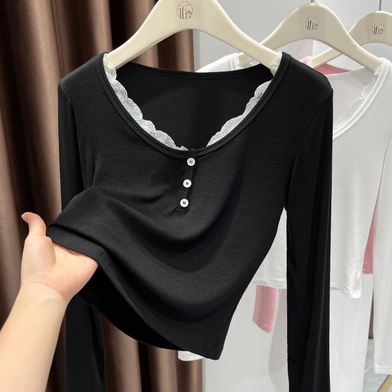 黑色领口蕾丝花边打底衫女爆款2025新款细螺纹修身纽扣设计感上衣