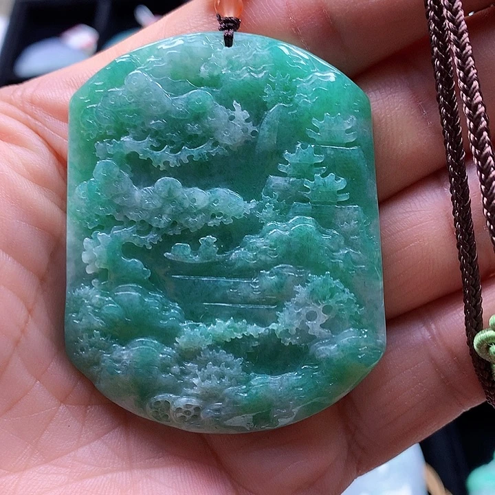 颈饰未镶嵌翡翠翡翠