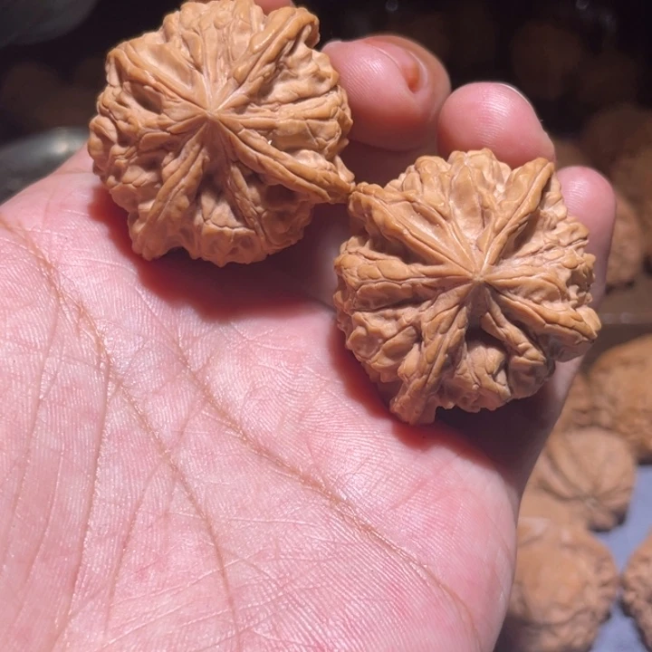 吊坠文玩核桃玉溪4棱核桃