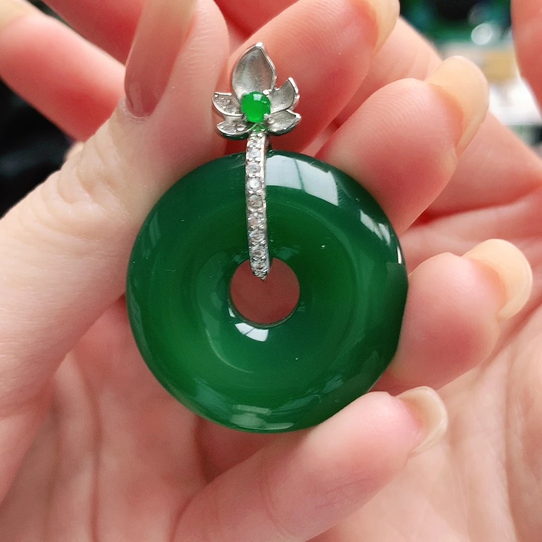 玛瑙/玉髓银S925镶嵌吊坠