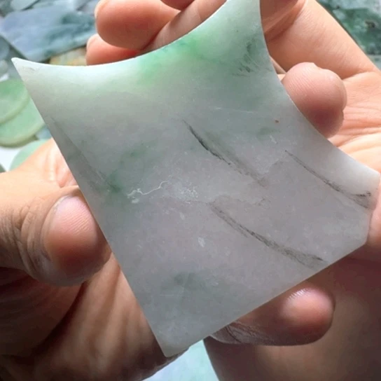 翡翠未镶嵌颈饰5799