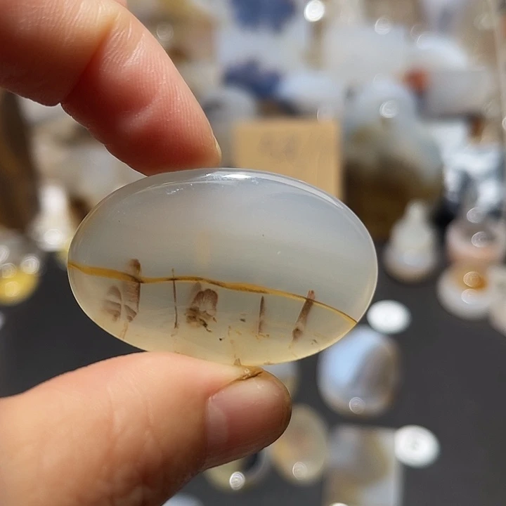玛瑙/玉髓颈饰未镶嵌