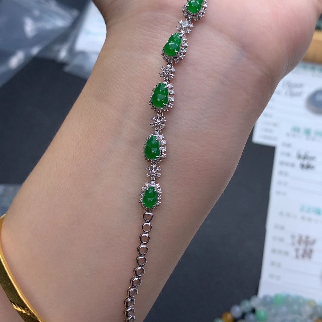 18K金镶嵌手链翡翠