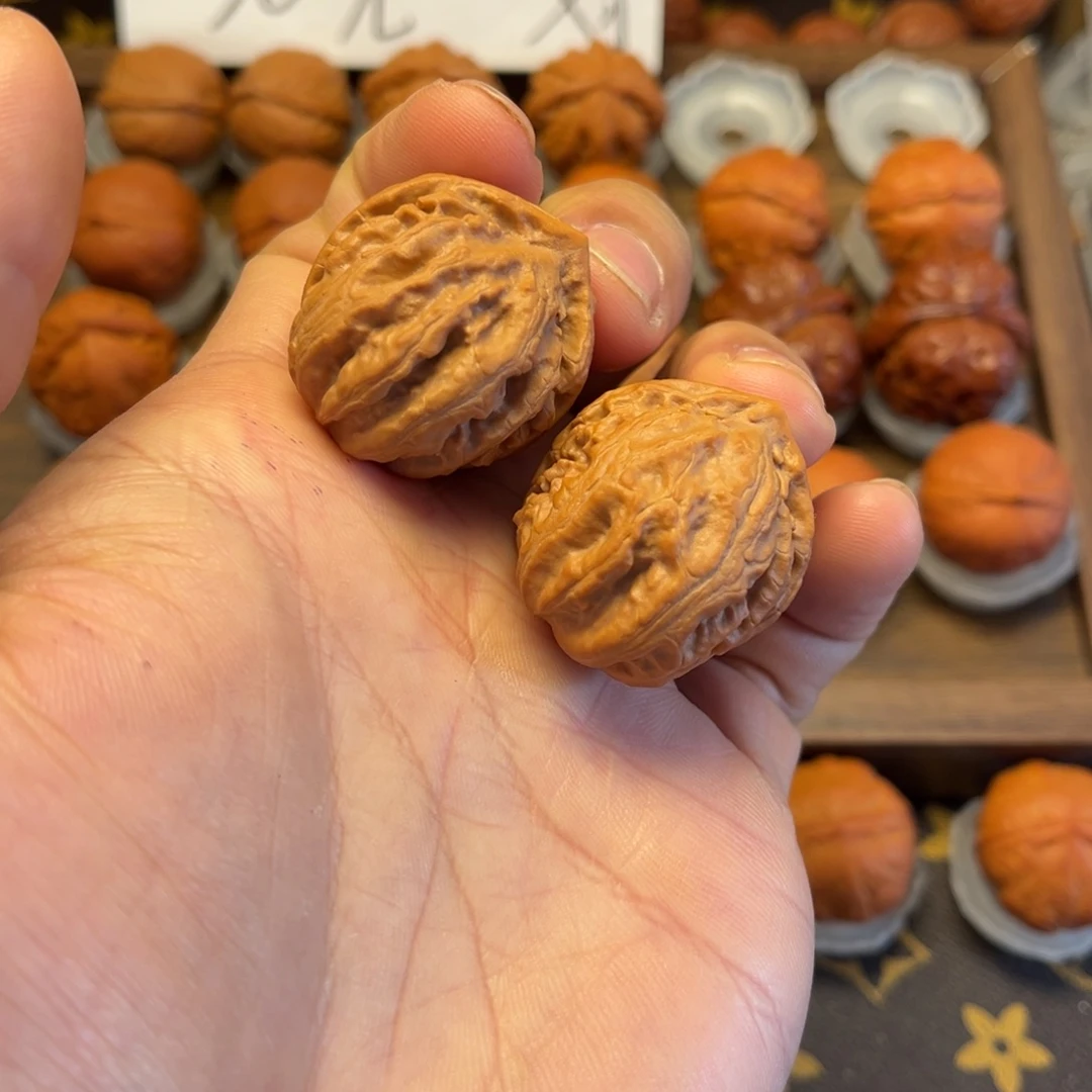 文玩核桃把件手捻