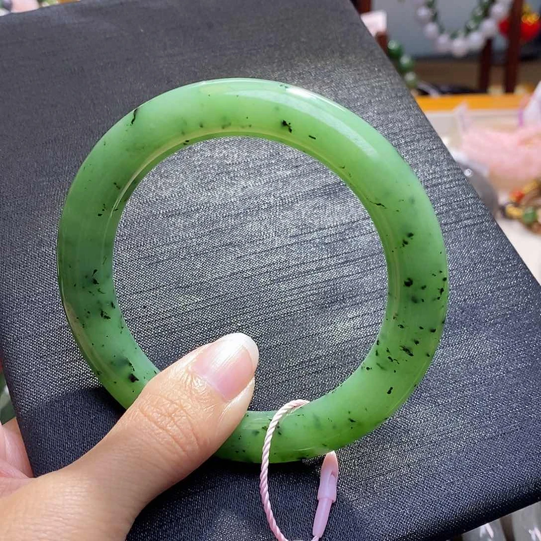 和田玉碧玉乌兰海圆条手镯56.7圈口未镶嵌