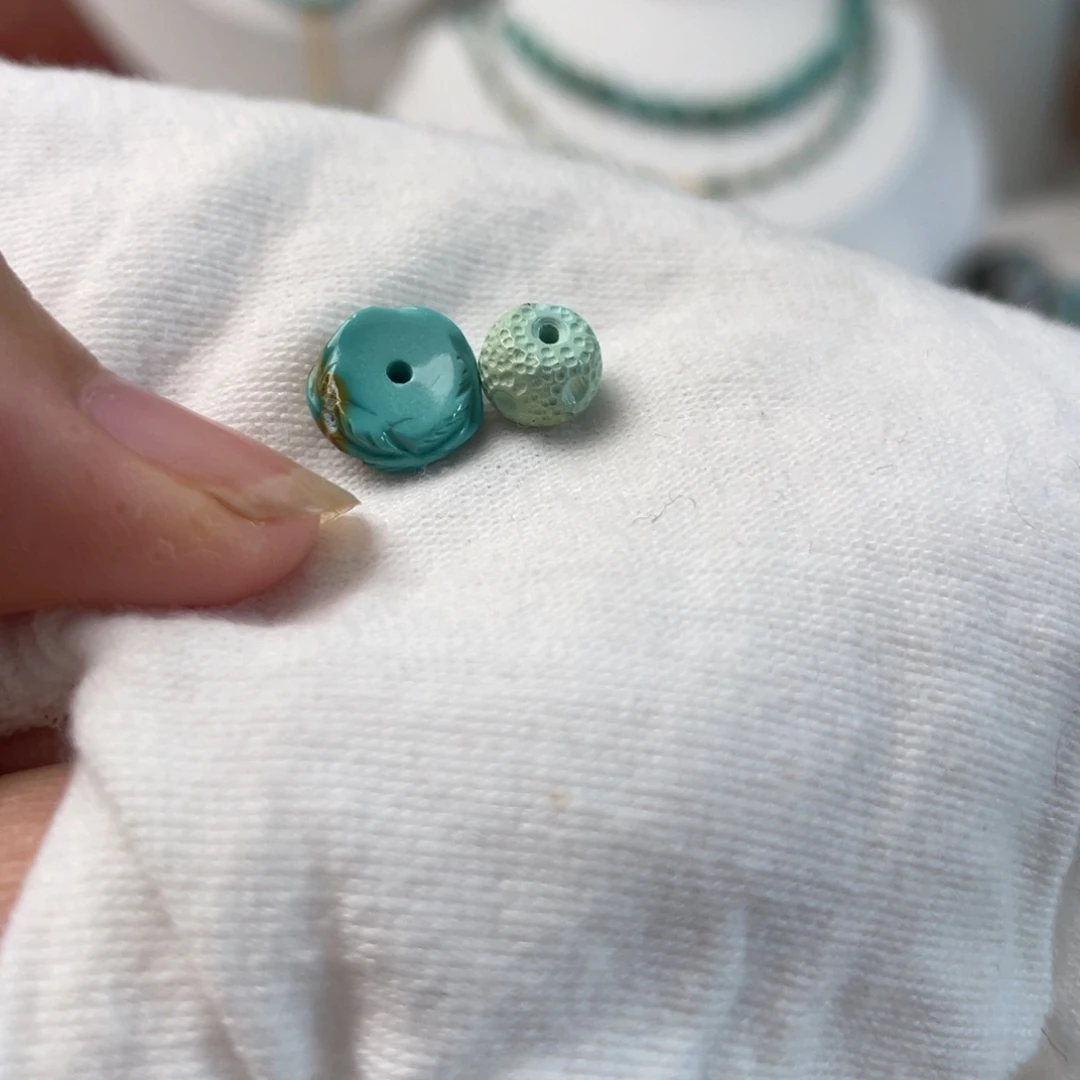 南红玛瑙配饰未镶嵌