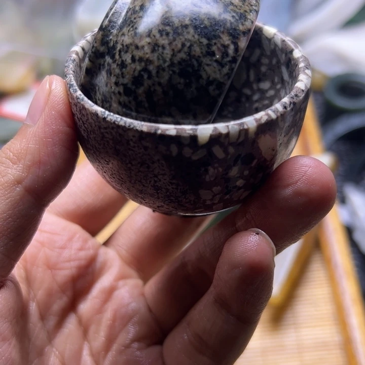 和田玉未镶嵌珠宝半成品