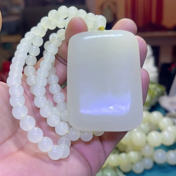 蛇纹石玉未镶嵌项链