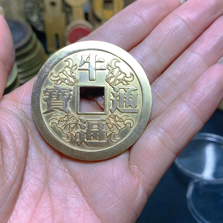 铜现代工艺品花钱9